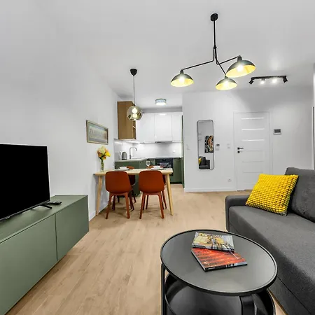 Praga - Metro, Vistula River Nearby - By Rentujemy *