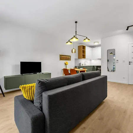 Praga - Metro, Vistula River Nearby - By Rentujemy Apartment Warschau