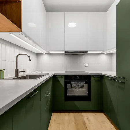 Apartment Praga - Metro, Vistula River Nearby - By Rentujemy