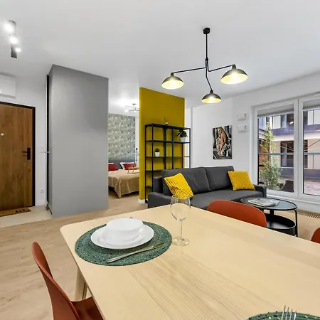 Praga - Metro, Vistula River Nearby - By Rentujemy *