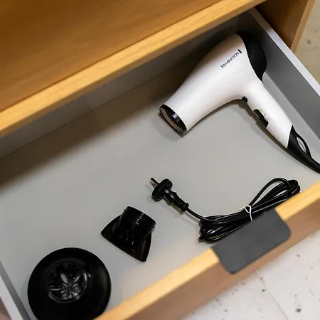 Apartment Praga - Metro, Vistula River Nearby - By Rentujemy *