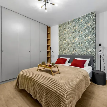 Praga - Metro, Vistula River Nearby - By Rentujemy * Varsavia